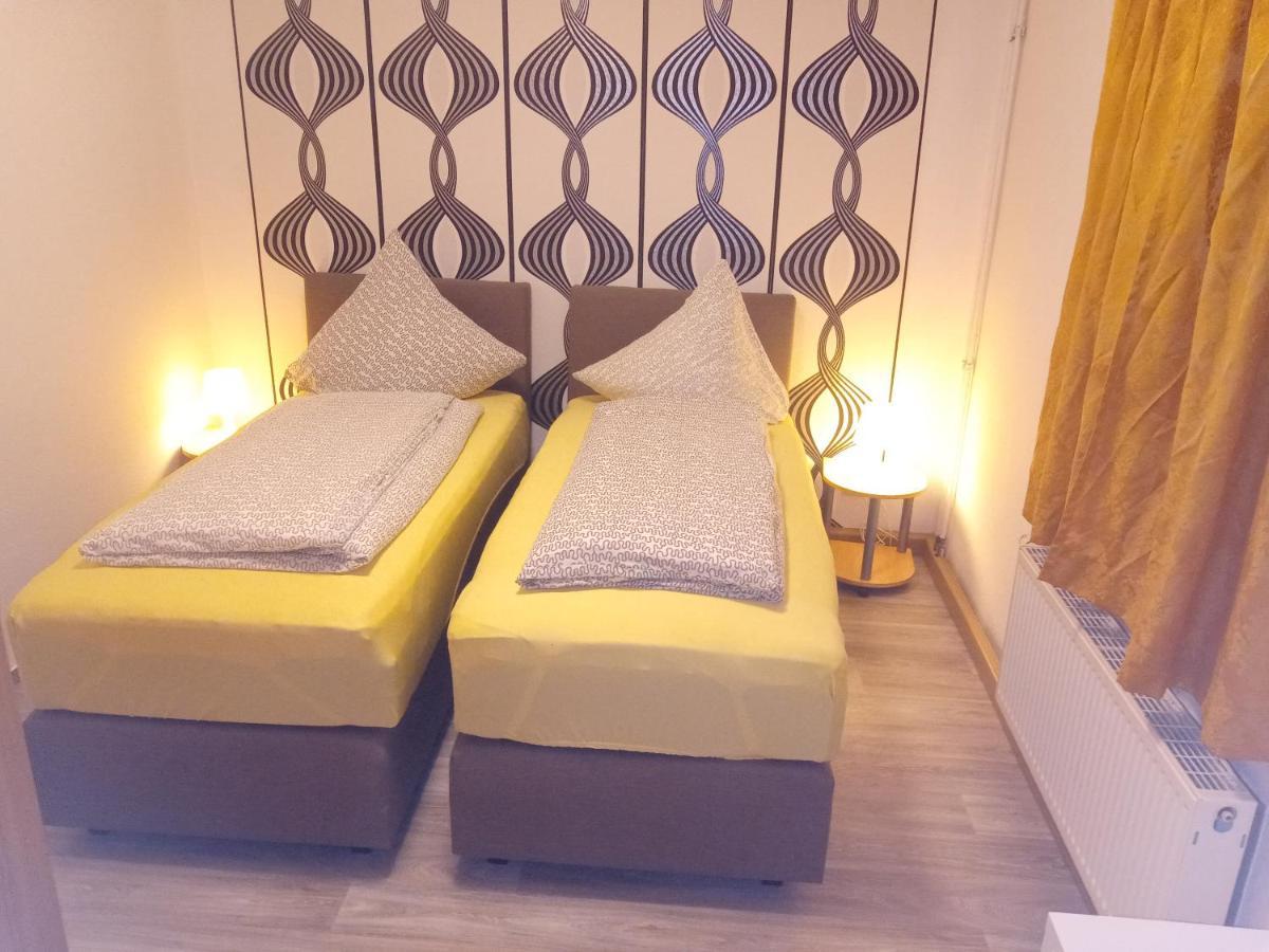 Hotel & Restaurant Zum Adlersberg Schleusingen Extérieur photo